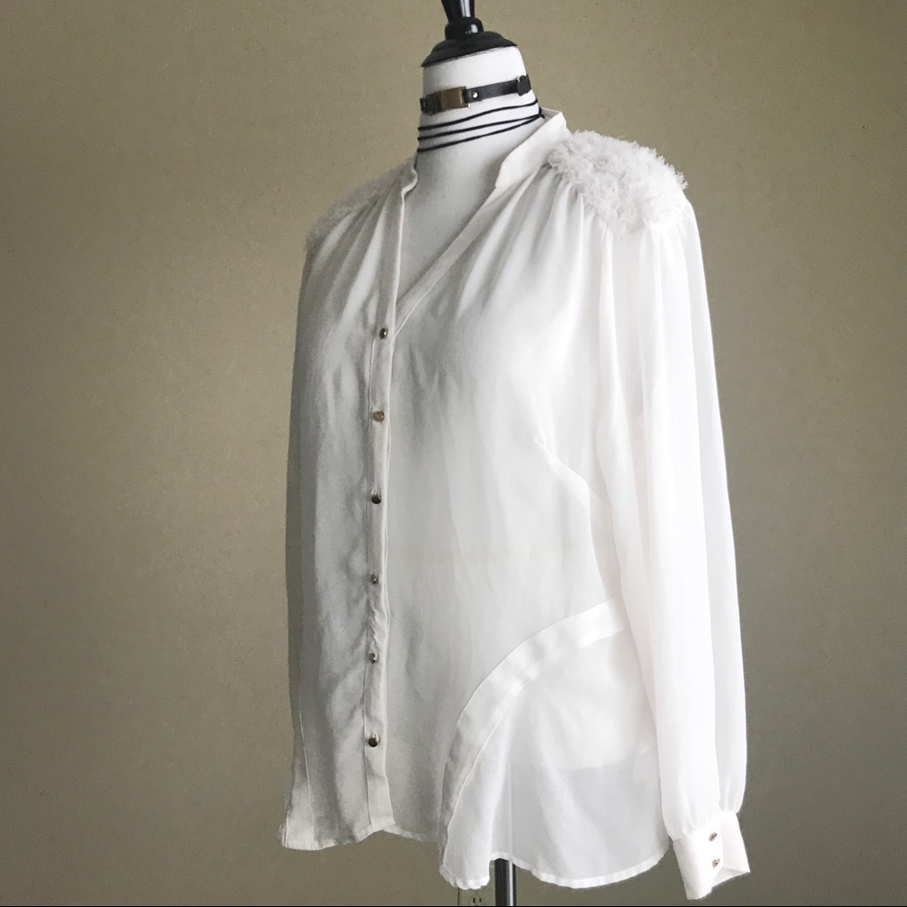 City Chic Sheer White Blouse Floral Detail - Picture 4 of 7